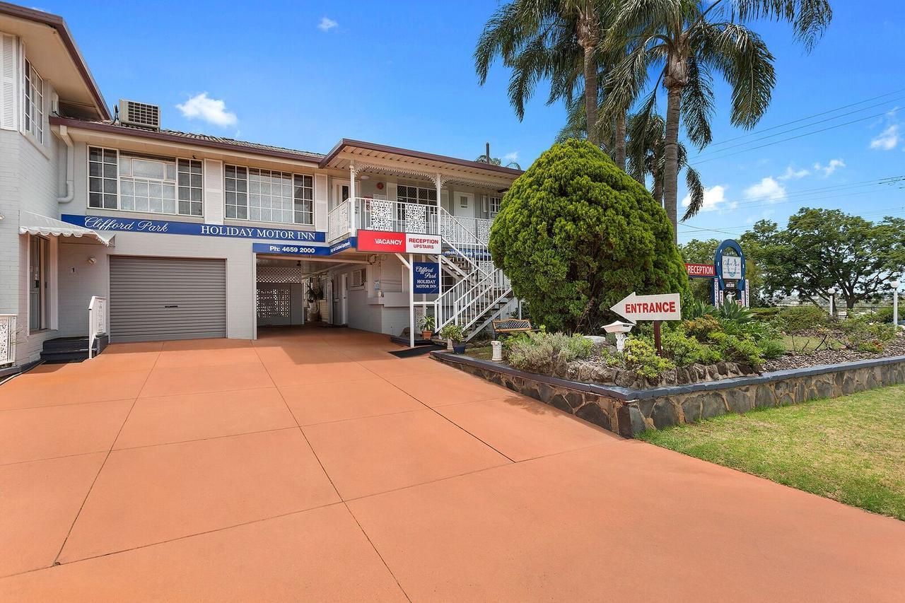 Clifford Park Motor Inn Toowoomba Exterior foto