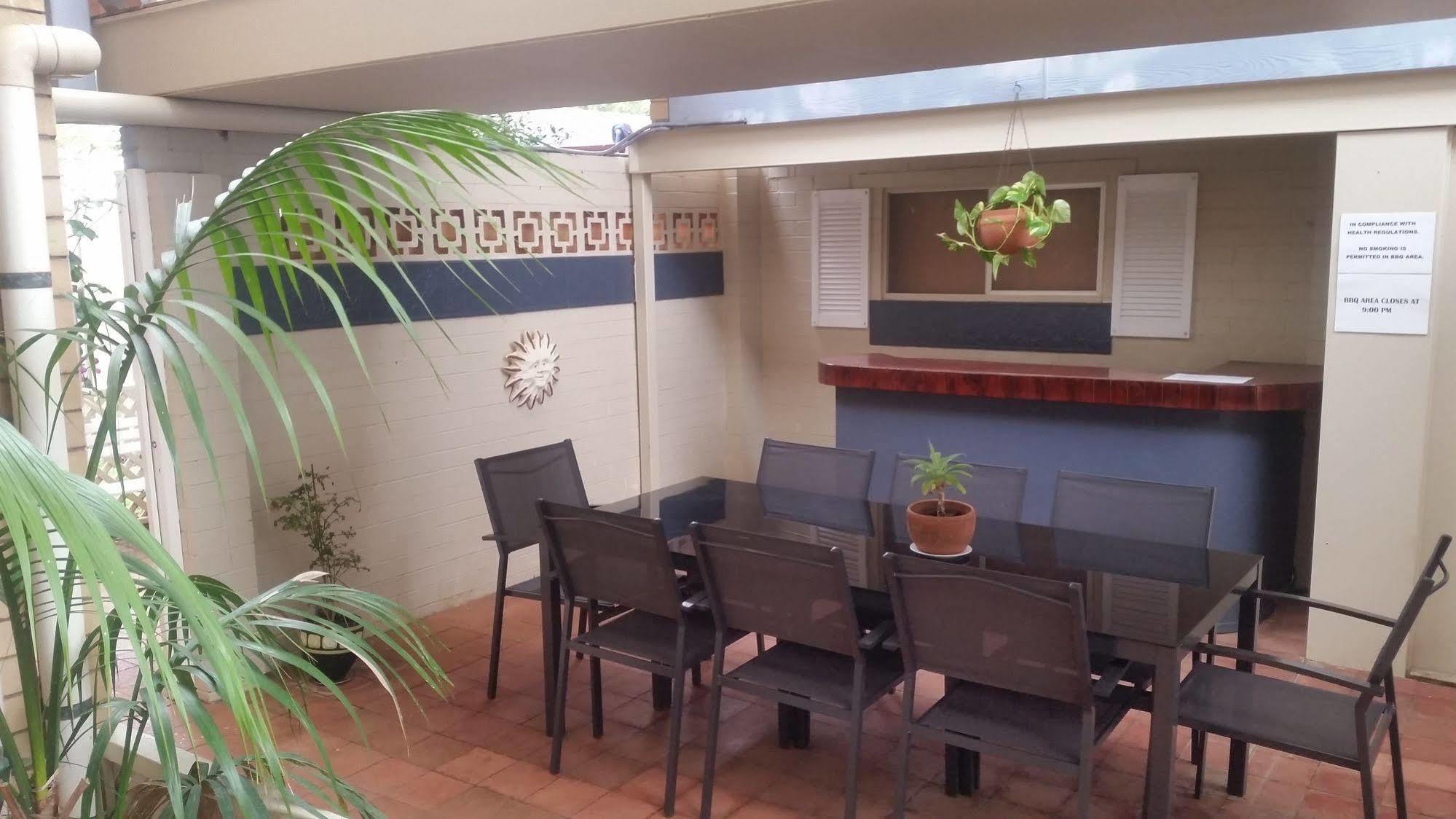 Clifford Park Motor Inn Toowoomba Exterior foto
